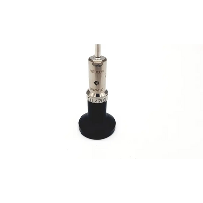 Silver and black linvatec ql4700 autoclavable probe with cylindrical metal body for arthroscopic use