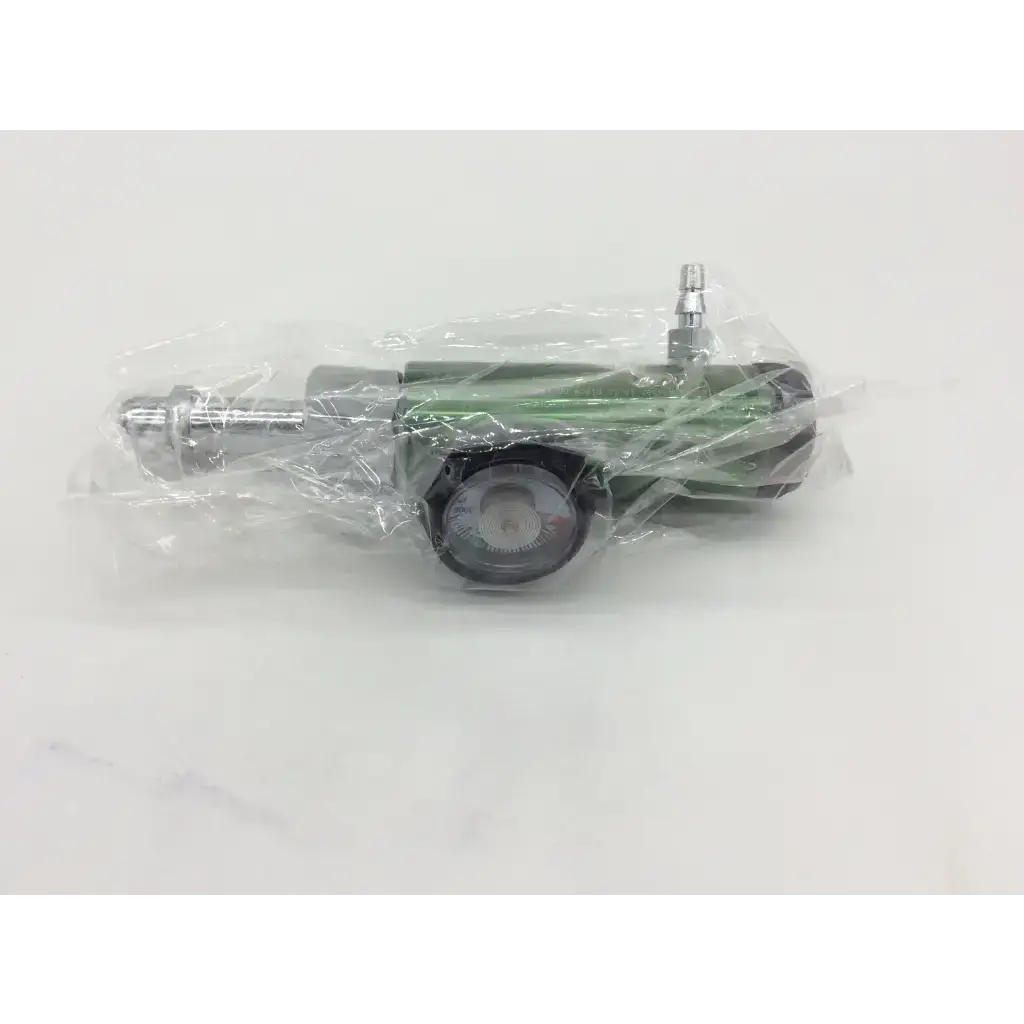 Load image into Gallery viewer, Medline HCS5408M Oxygen Regulator 0-8 LPM - Medical parts