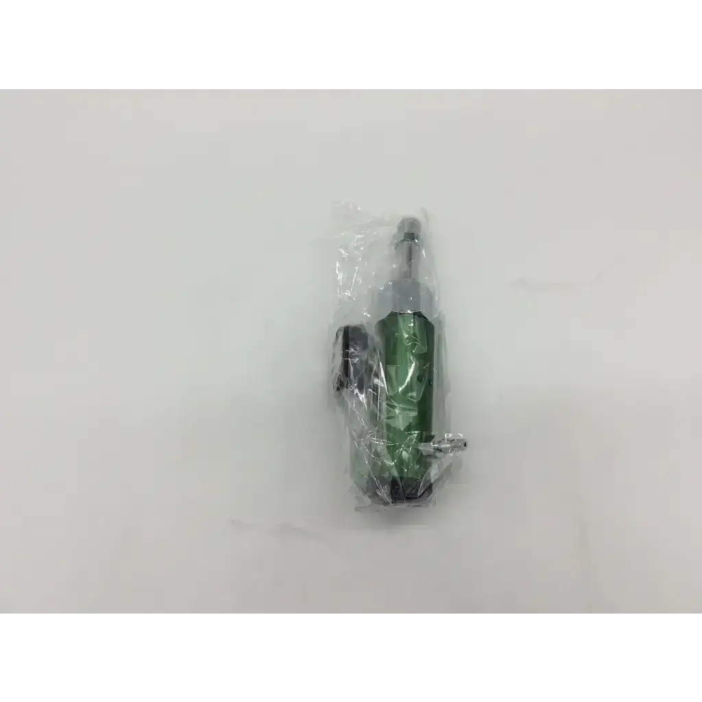 Load image into Gallery viewer, Medline HCS5408M Oxygen Regulator 0-8 LPM - Medical parts