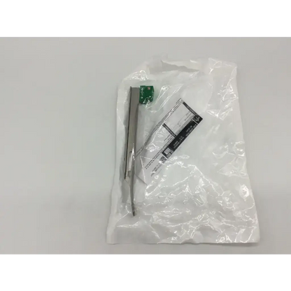 Silver surgical forceps with green plastic handle packaged in clear wrap for medline mds0425553 laryngoscope blade mil #3