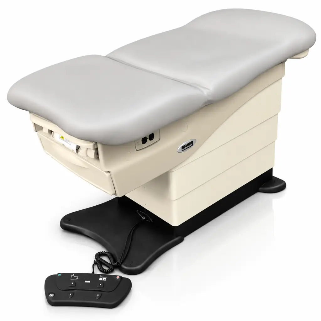 Midmark 625 power examination table with wired control - source listing image 4