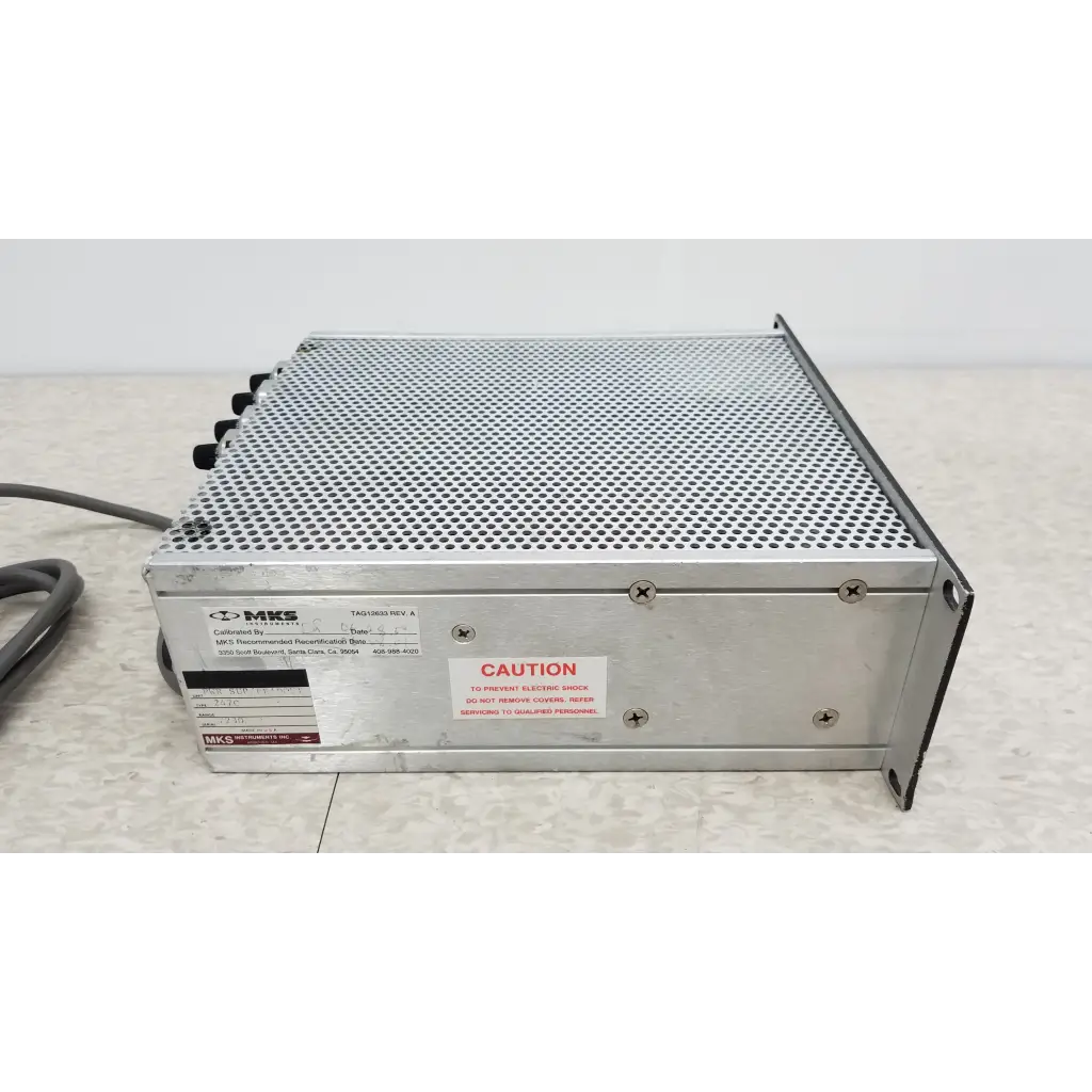 Silver metallic mks instruments 247c power supply with perforated top panel for mass flow controller use
