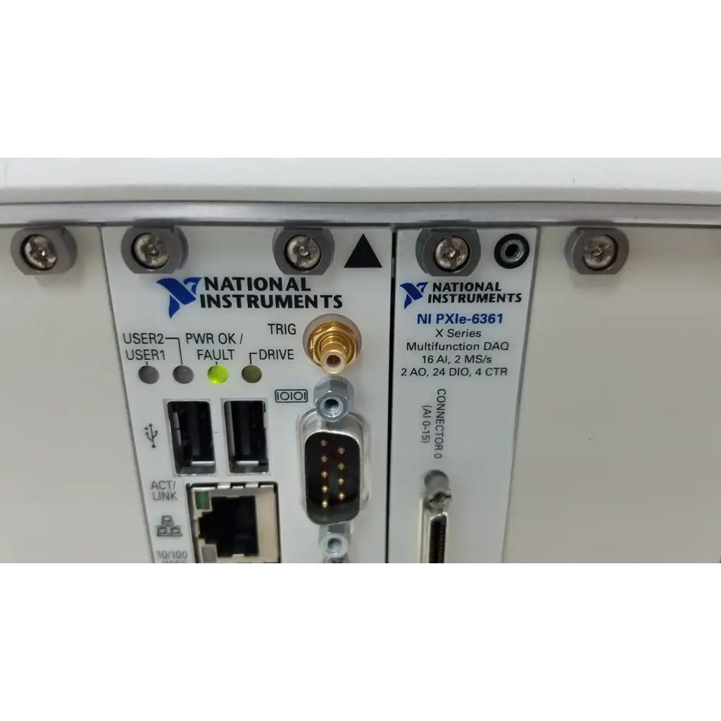 White national instruments ni pxie-6361 multifunction daq with gold-plated connector and black usb ports for pxi express data acquisition