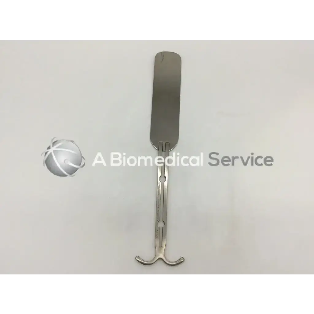 Load image into Gallery viewer, Novo Surgical 2450-34B Retractor Blade - Business &amp;