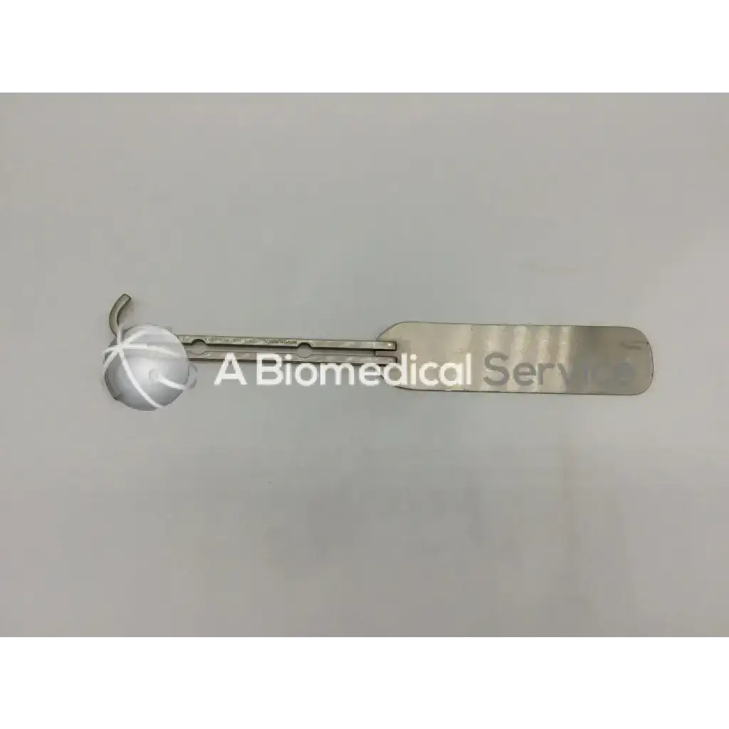 Load image into Gallery viewer, Novo Surgical 2450-34B Retractor Blade - Business &amp;