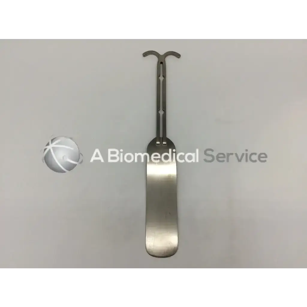 Load image into Gallery viewer, Novo Surgical 2450-34B Retractor Blade - Business &amp;