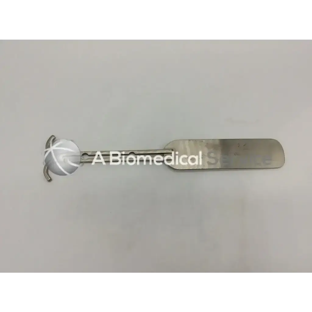 Load image into Gallery viewer, Novo Surgical 2450-34B Retractor Blade - Business &amp;