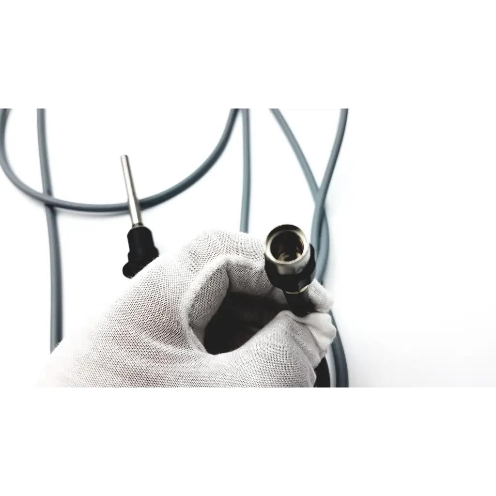 Load image into Gallery viewer, Olympus WA03200AS Fiber Optic Light Cable 10’ Endoscopy