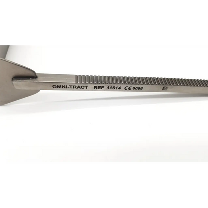 Silver stainless steel kelly retractor with textured ridged handle and engraved omni-tract ref 11514 ce 0086 markings