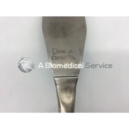 Metallic willauer-deaver retractors ac5-324 with flat worn blade and textured handle for surgical use