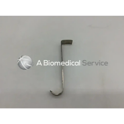 Silver pilling 351670 multipurpose center blade retractor with curved handle and textured grip for surgical use