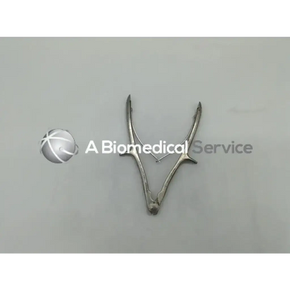 Silver surgical cable cutter with two curved pointed arms and central pivot point pioneer 400-410 ad5=556 box=10
