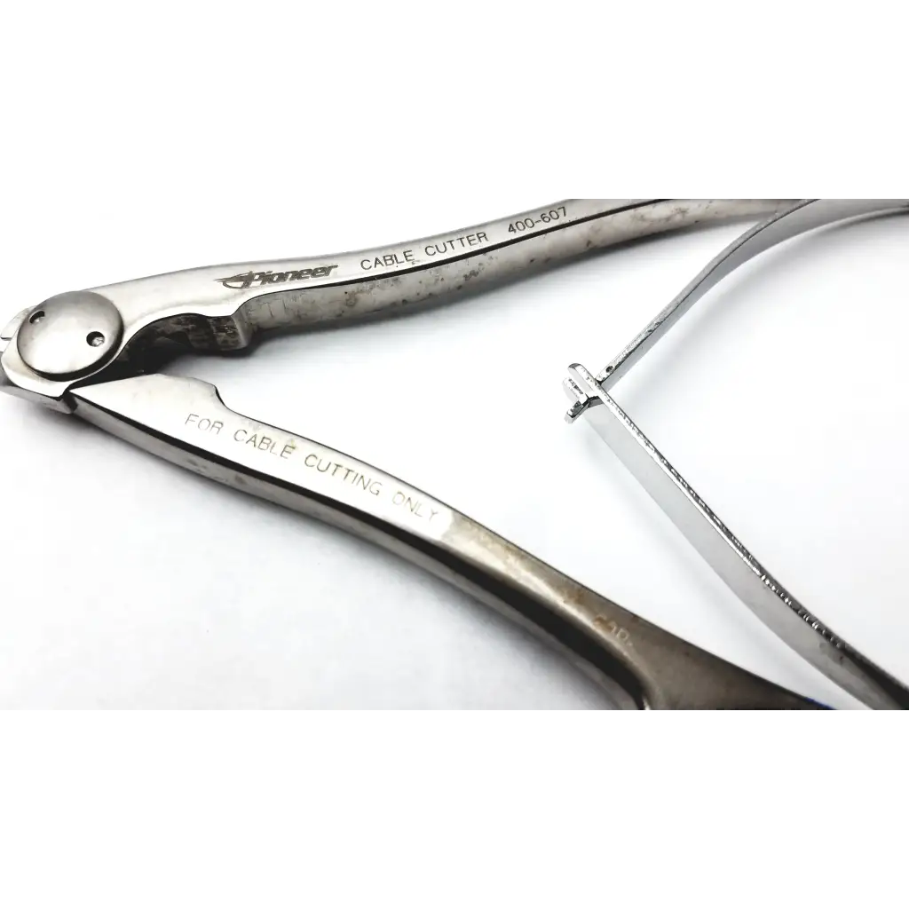Load image into Gallery viewer, Pioneer Cable Cutter 400-607