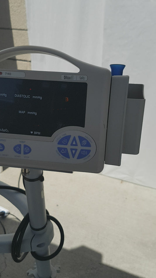 CASMED 740 Vital Signs Monitor Complete Kit - Biomed Certified
