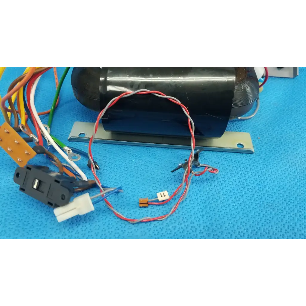 Black cylindrical core power transformer with metallic bracket and wiring harness for topcon trc-nw6s retinal camera