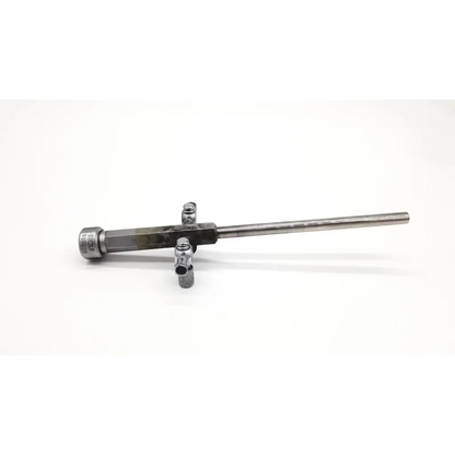 Silver-colored metal outer sheath richard wolf 8853.05 with long shaft and hexagonal handle for da24-81 use