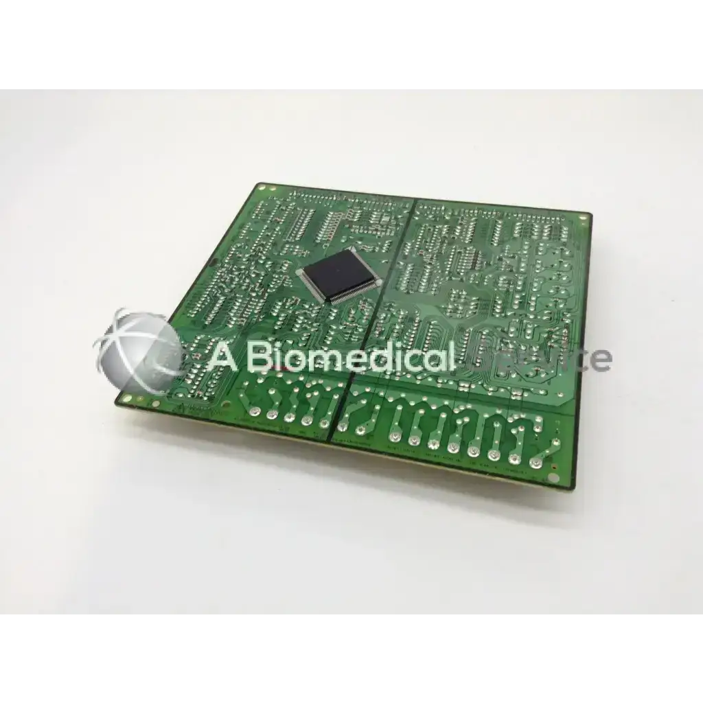 Green rectangular samsung fridge main control board da92-00447c with black integrated circuit chip at center