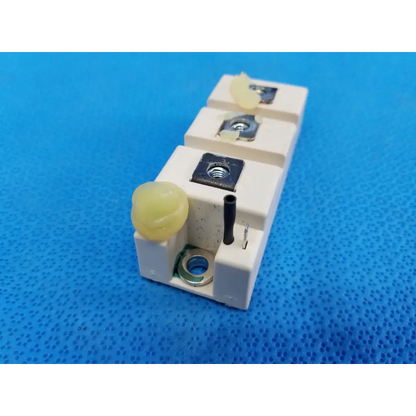 Semikron skm195gb066d white ceramic igbt power module with yellow capped terminals and black insulated wire
