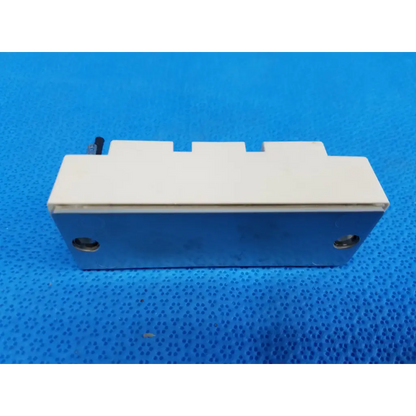 Semikron skm195gb066d semitrans m white and blue igbt power module with metallic base and three tabs on top