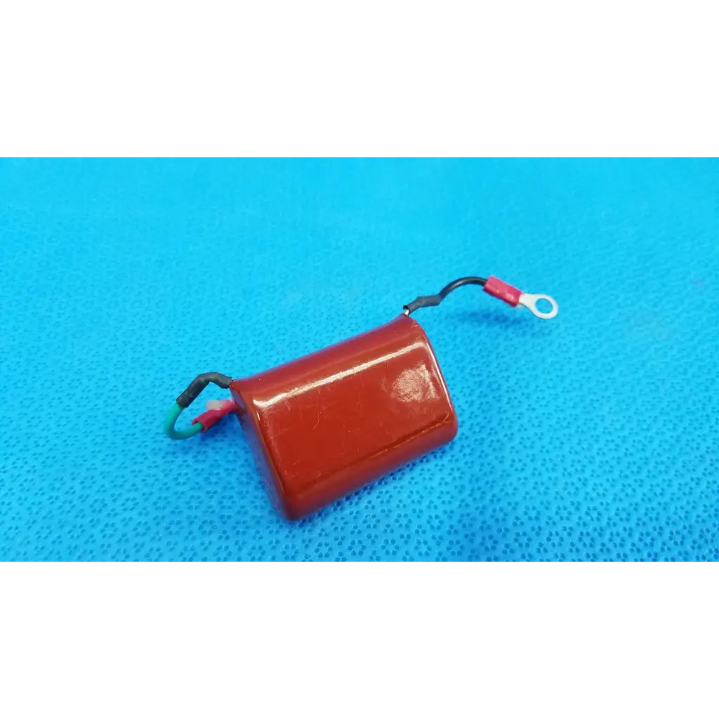 Red rectangular shizuki mpp 4.7k 630v high-voltage film capacitor with red and green wires for retinal camera use