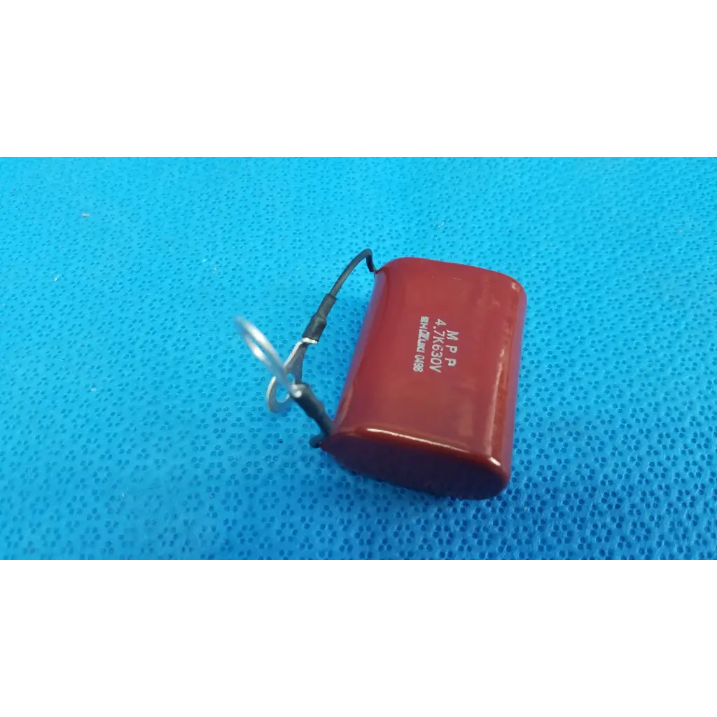 Red rectangular shizuki mpp film capacitor 4.7k 630v with black wires for topcon trc-nw6s retinal camera