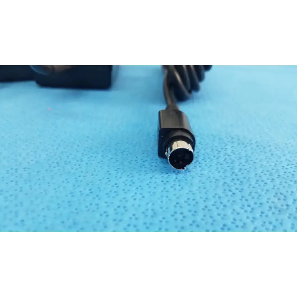 Black coiled cable with matte connector and metallic plug for medical power supply menb1020a0900b02 lot of 2