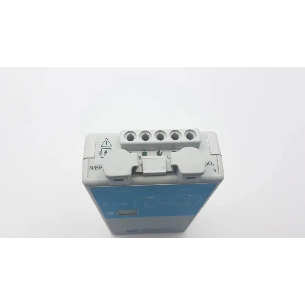 Gray and blue spacelabs 90343-05 ultraview digital telemetry multiparameter transmitter with labeled ports for vital signs