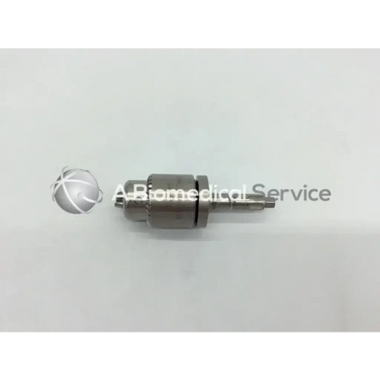 Metallic surgical drill bit with cylindrical body and tapered shaft in stryker 6203-131-000 keyed chuck ad4-66