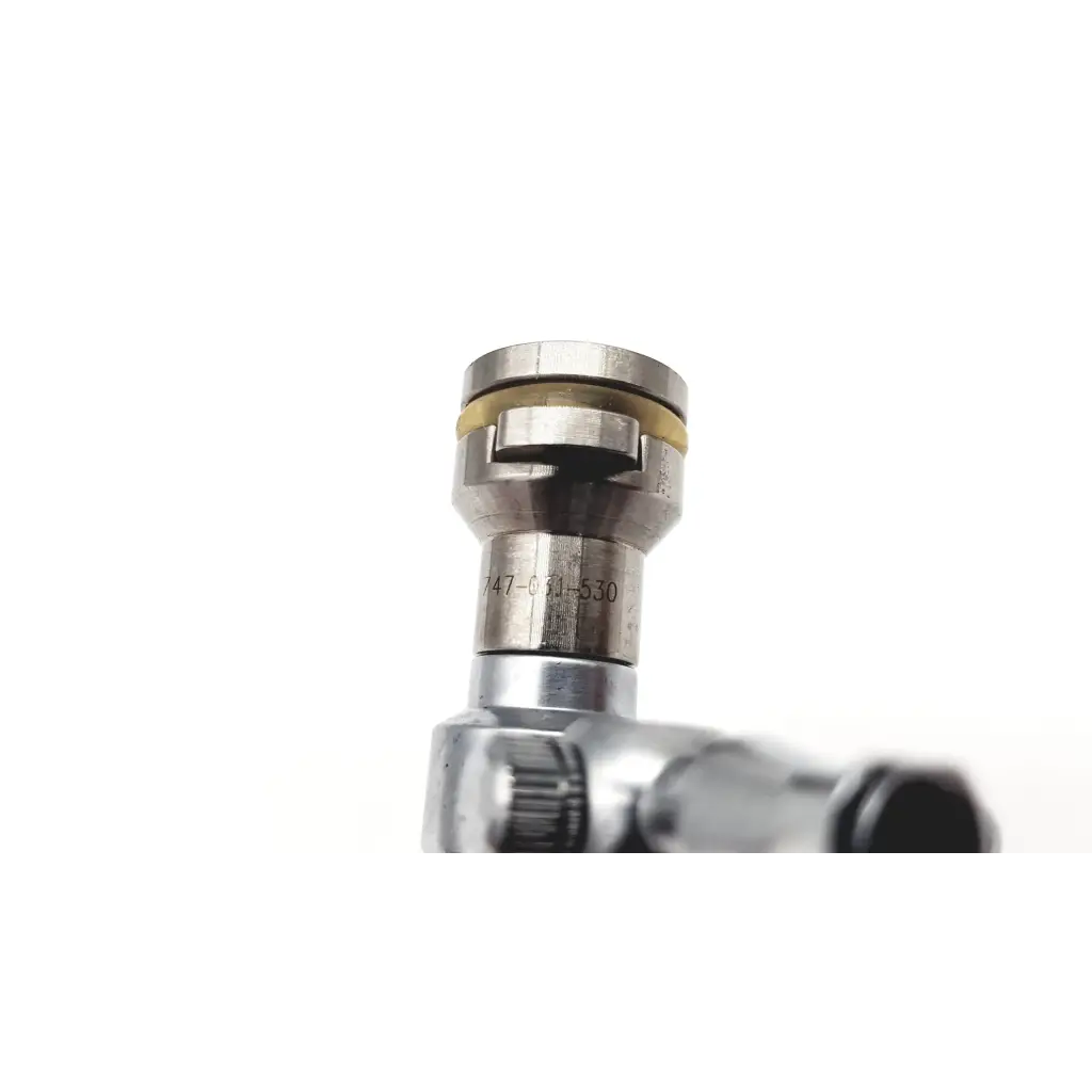 Load image into Gallery viewer, Stryker 747-031-530 Cannula Single Valve - Surgical Tool