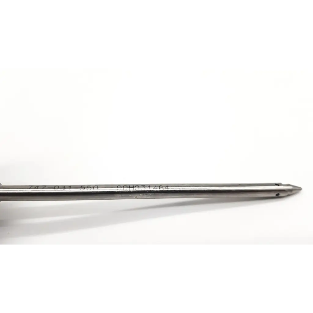 Load image into Gallery viewer, Stryker 747-031-550 5.8mm Cannula Single Valve - Surgical