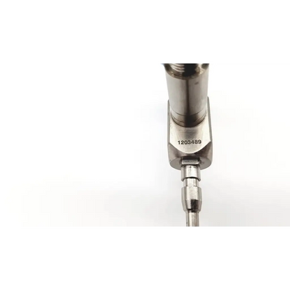 Silver metallic fuel injector with machined hexagonal base and threaded connections for stryker endoscopy 30° 4mm autoclave