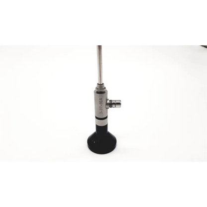 Silver and black stryker endoscopy 30° arthroscope da24-30 with cylindrical body and threaded connection port