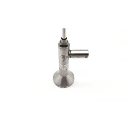 Silver metallic stryker vista 30° arthroscope da54-193 with cylindrical handle and angled viewing tip for surgical use
