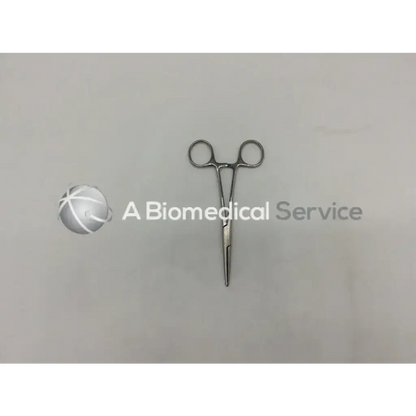 A sleek stainless steel kelly classic hemostatic forceps with rounded finger loops and a precise pointed tip