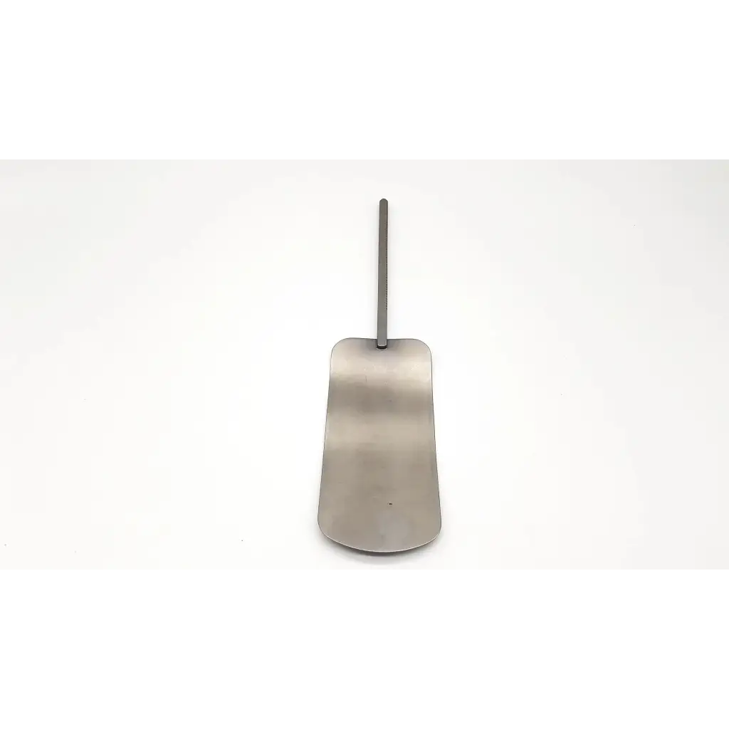 Stainless steel retractor blade malleable with sleek rectangular blade and slender handle for precise use