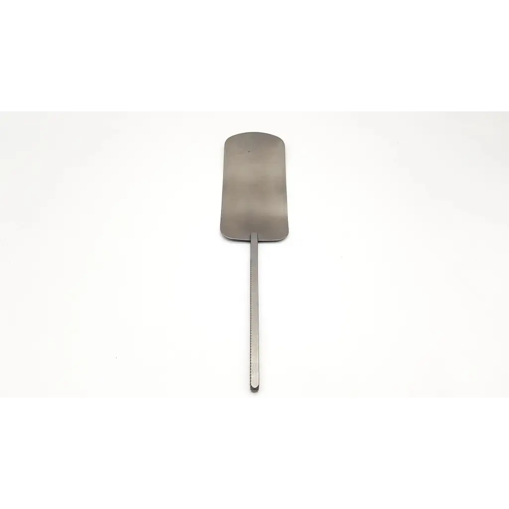 Symmetry 50-4567 stainless steel retractor blade malleable with rectangular slightly curved blade and serrated handle