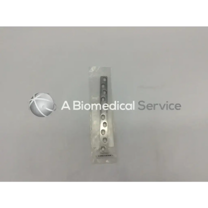 Synthes 226.10 metallic silver broad dcp plate with 10 holes 167mm for spinal fusion in stainless steel