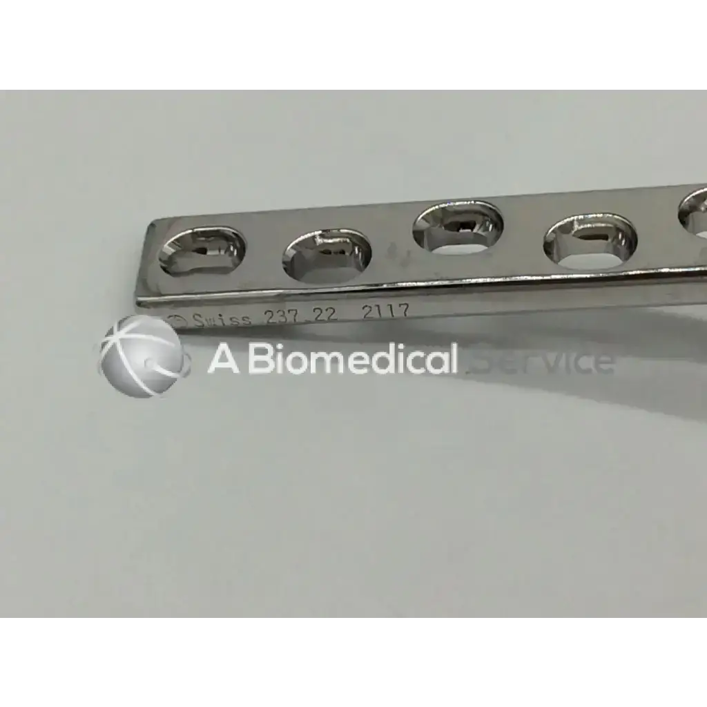 Load image into Gallery viewer, Synthes 237.22 Condylar Plates 95 Degrees - Surgical Tool