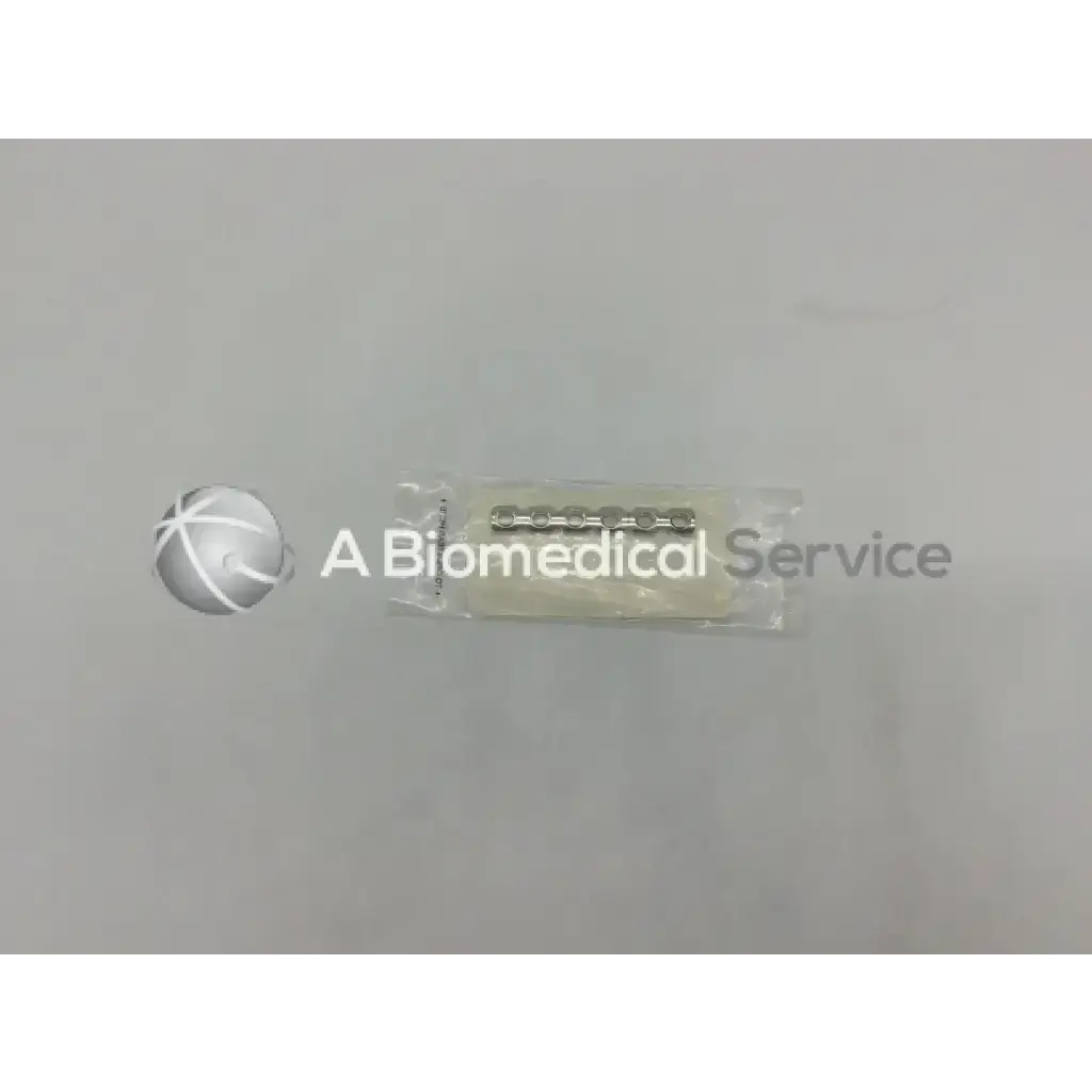 Load image into Gallery viewer, Synthes 245.16 3.5mm Reconstruction Plate 6 Holes/ 70mm