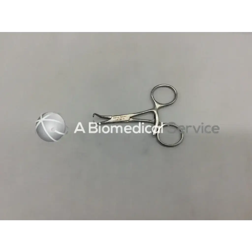 Load image into Gallery viewer, Synthes 398.95.96 Reduction Forceps with Points Ratchet