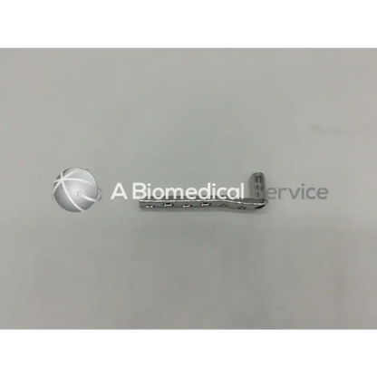 Silver metallic synthes dhs l-shaped surgical plate with 6 holes ad5-173 121322sm for bone fixation