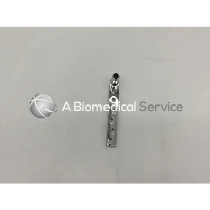 Silver metallic synthes dhs plate with six holes and rounded end holes ad5-173 121322sm for surgical use