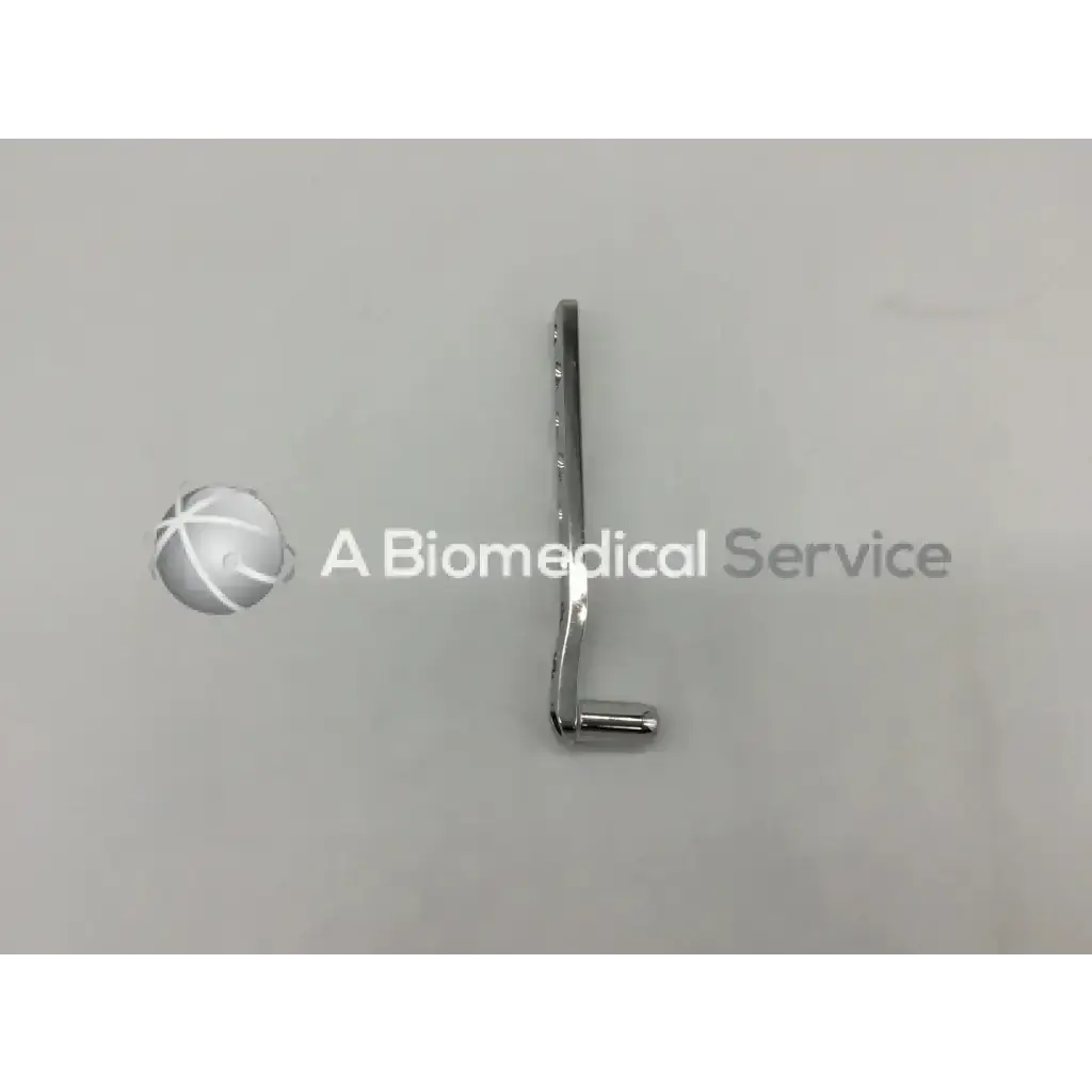 Silver metallic l-shaped synthes dhs 281.98 surgical plate with 8 holes ad5-174 121322sm for bone fixation