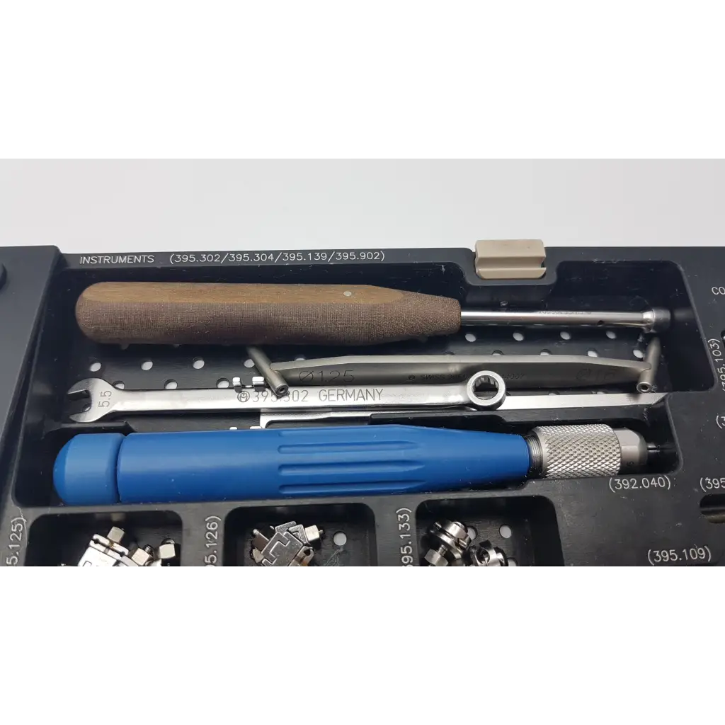 Load image into Gallery viewer, Synthes Mini External Fixation Set 304-564 Rev H 7742958