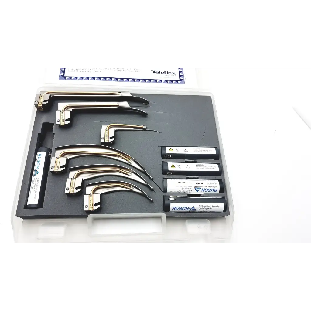 Teleflex rusch mri set with metallic conditional fiber optic laryngoscope blades and replacement cartridges in black case