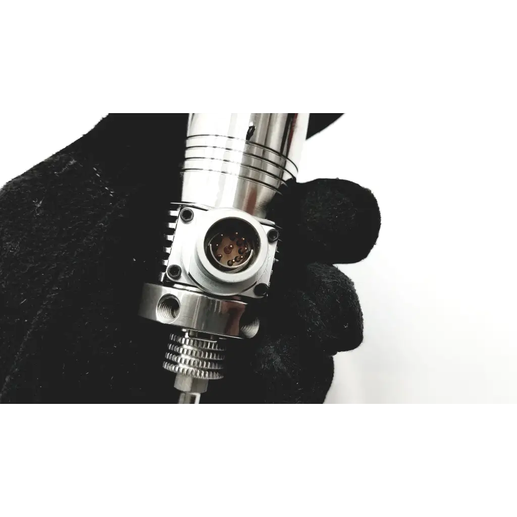 Silver metallic thermo scientific apci probe with cylindrical body threaded connections and circular port housing