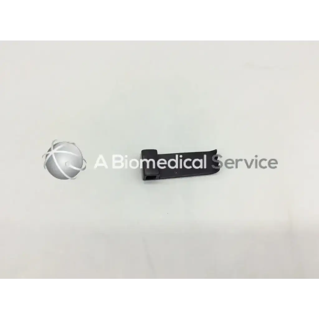 Black plastic retractor blade component of mueller nl9702-022 retractor blade for medical use