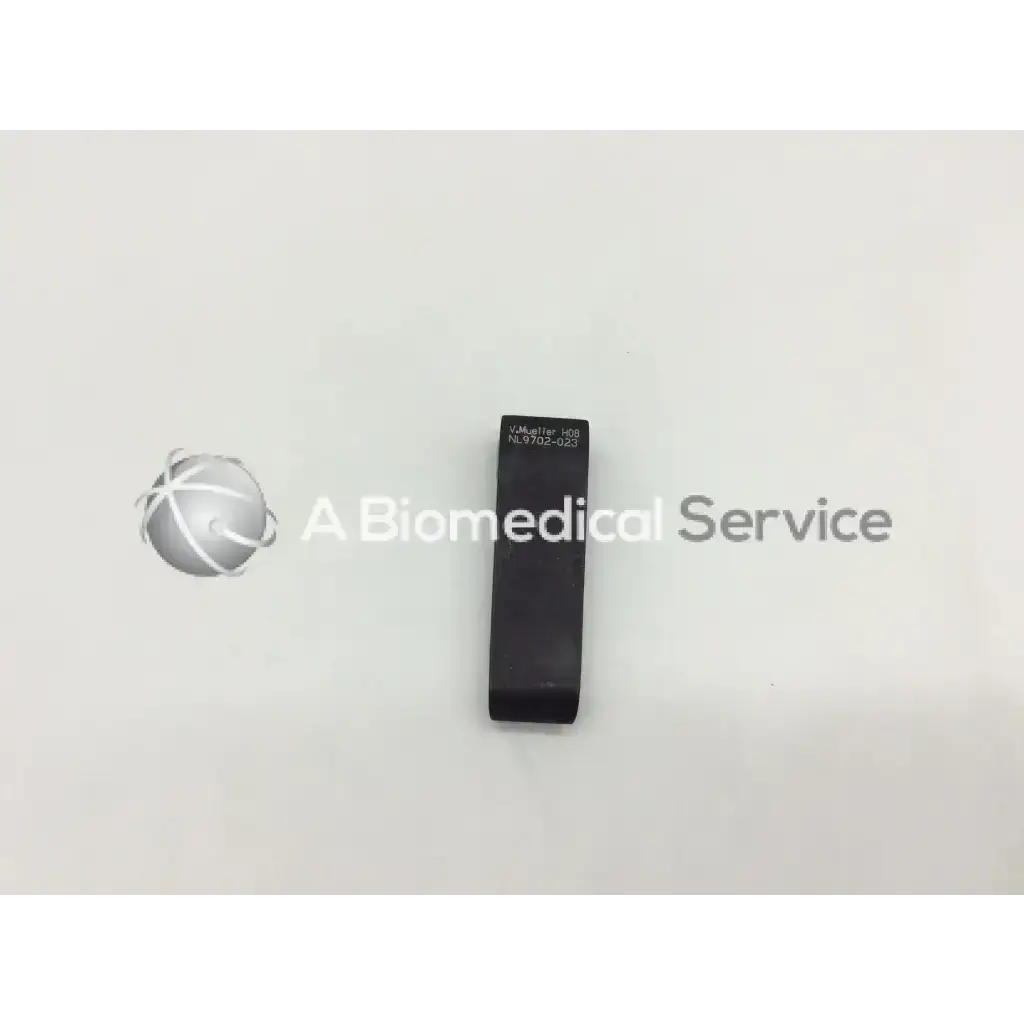 Black rectangular metal retractor blade with engraved text for v mueller nl9702-023 retractor blade use