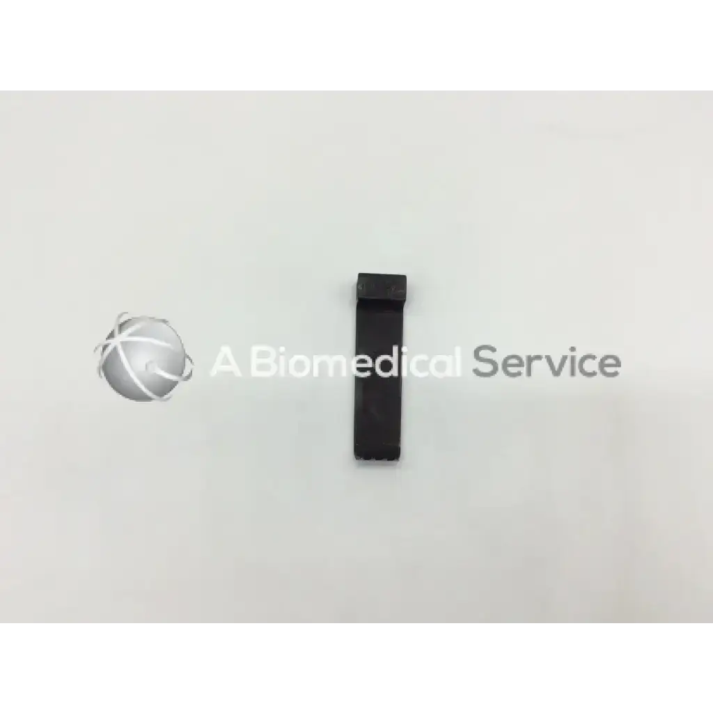 V. Mueller NL9702-024 McCulloch Retractor Blade 2cm x 7cm