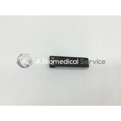 V. Mueller NL9702-024 McCulloch Retractor Blade 2cm x 7cm